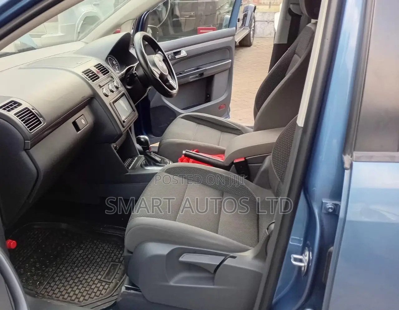 Volkswagen Touran 2014 Blue