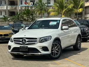 Mercedes-Benz 220 2019 Pearl