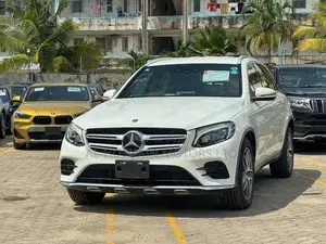 Mercedes-Benz 220 2019 Pearl