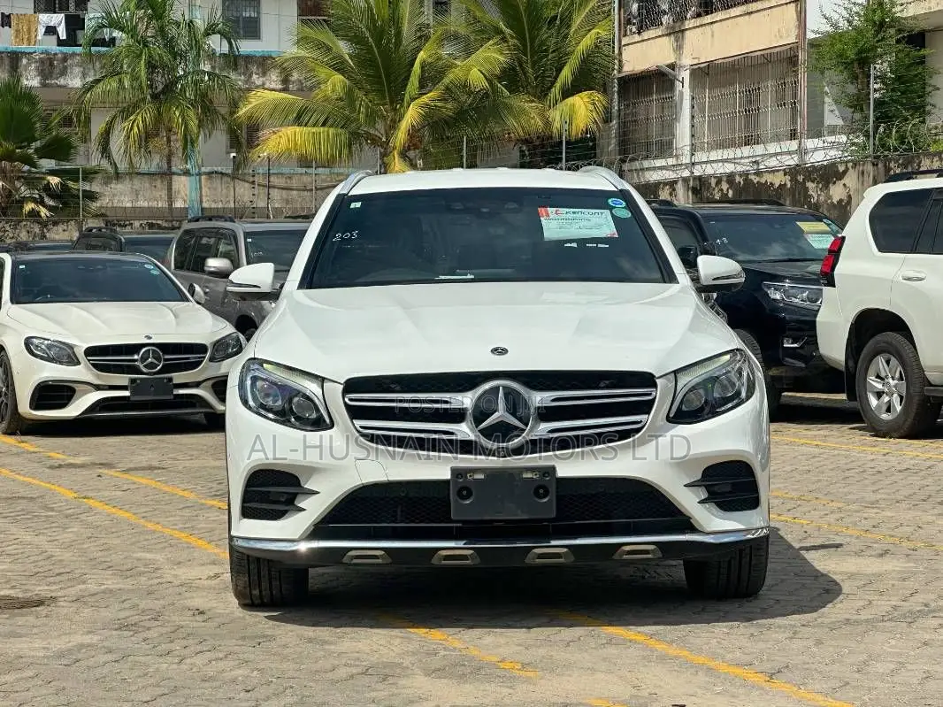 Mercedes-Benz 220 2019 Pearl