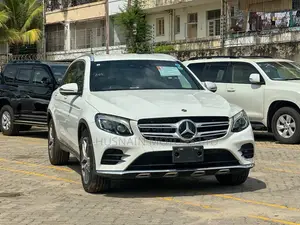 Mercedes-Benz 220 2019 Pearl