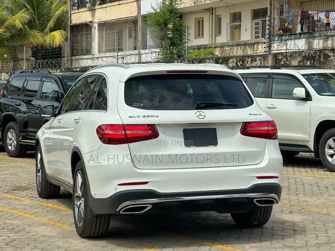 Mercedes-Benz 220 2019 Pearl