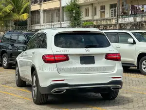 Mercedes-Benz 220 2019 Pearl