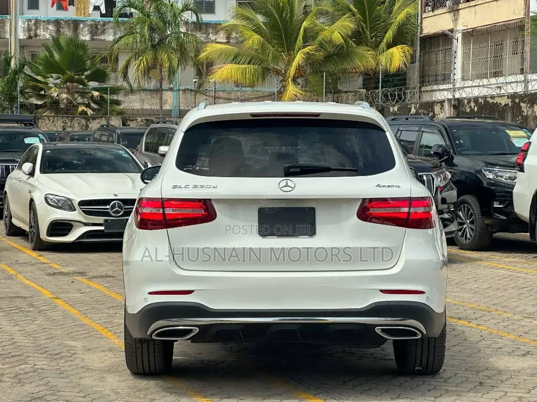 Mercedes-Benz 220 2019 Pearl