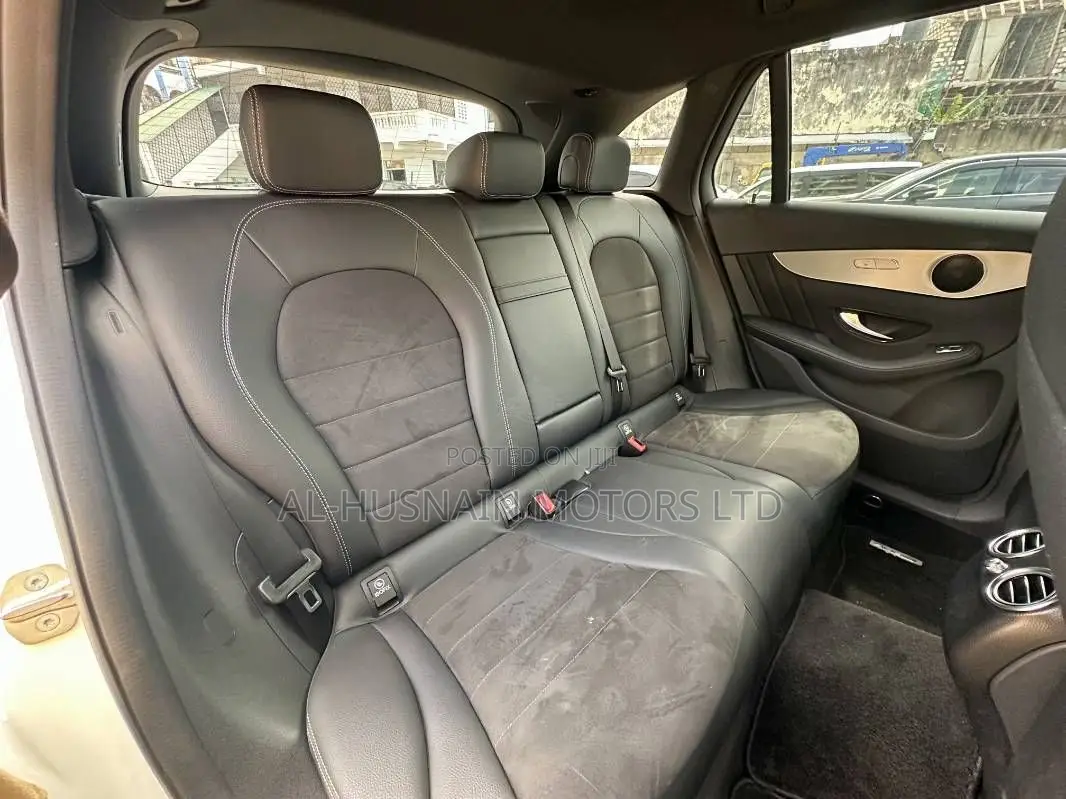 Mercedes-Benz 220 2019 Pearl