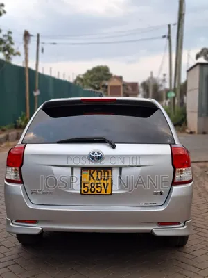 Toyota Corolla Fielder 2014 Silver