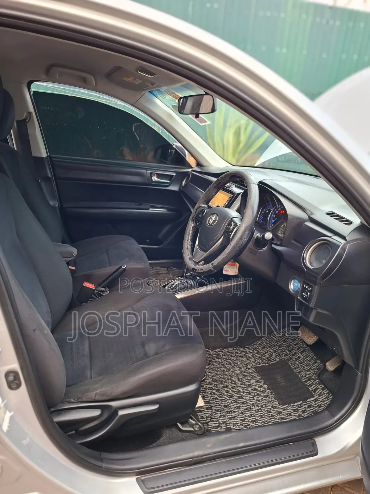 Toyota Corolla Fielder 2014 Silver