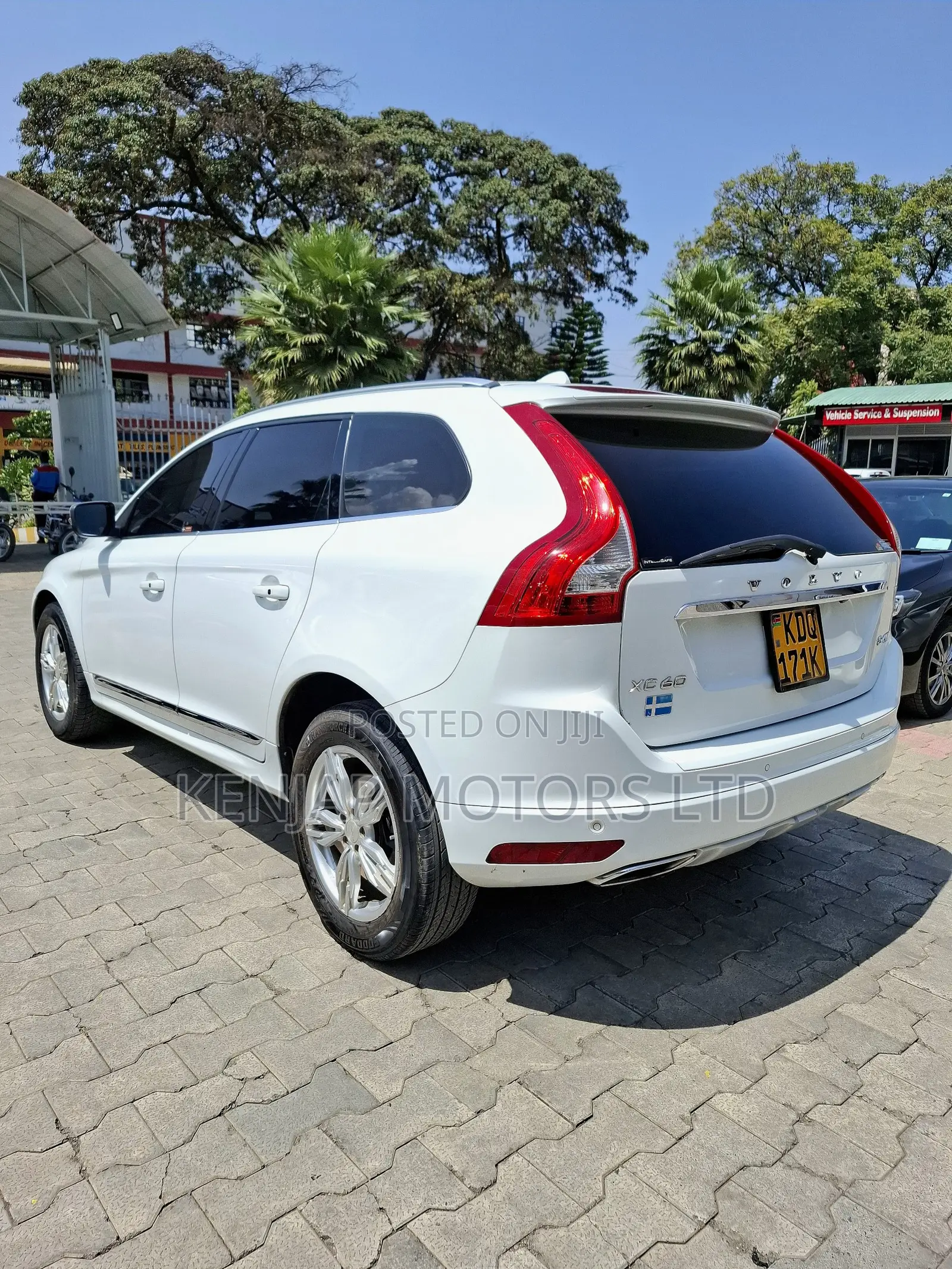 Volvo XC60 2017 Pearl