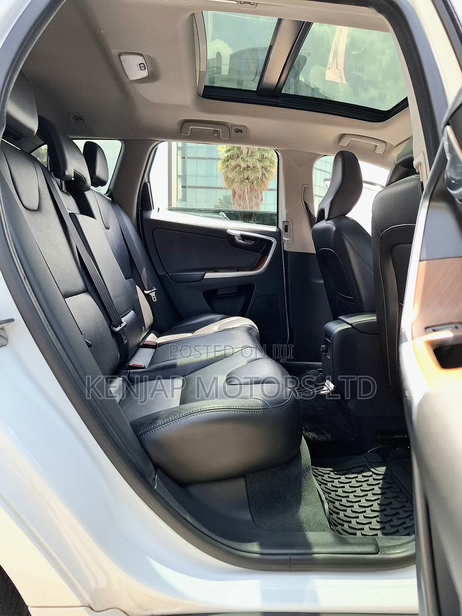 Volvo XC60 2017 Pearl