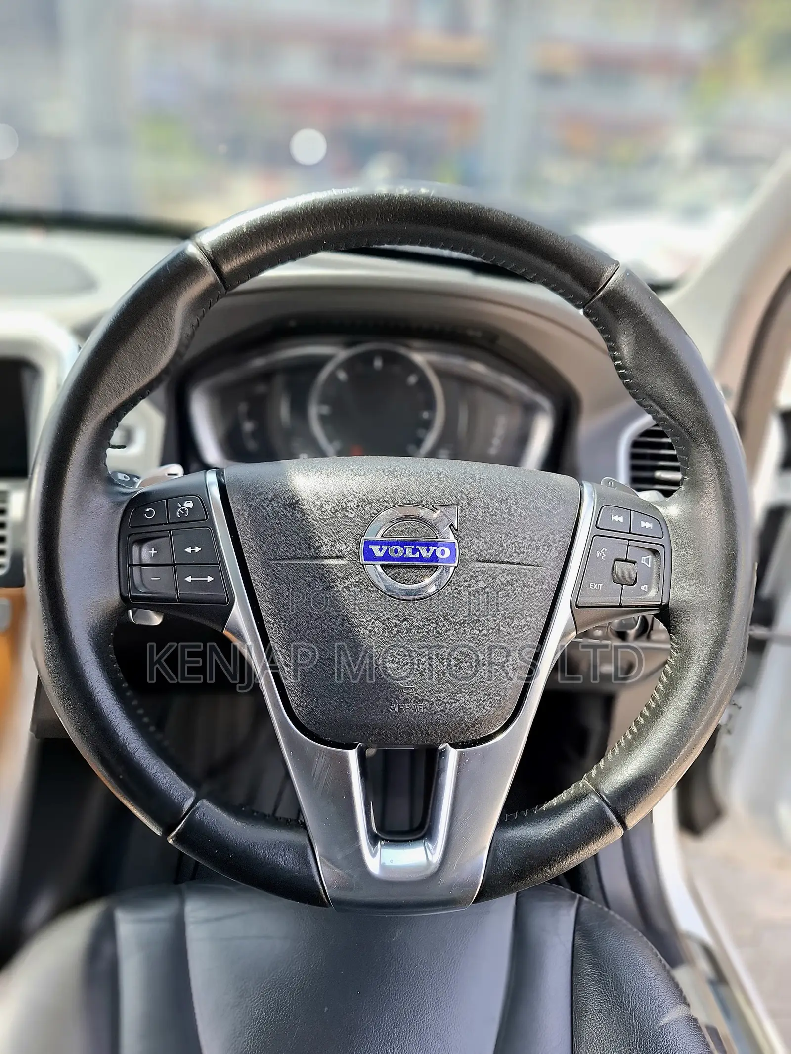 Volvo XC60 2017 Pearl
