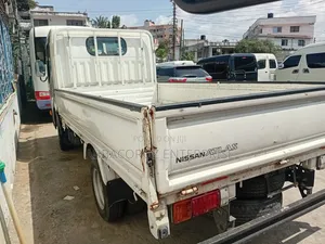 Nissan Atlas 2019 White