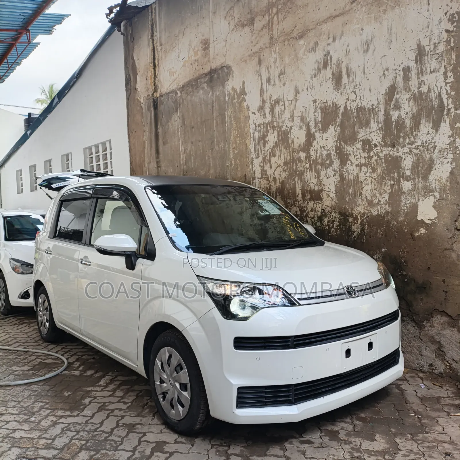Toyota Spade 2019 White
