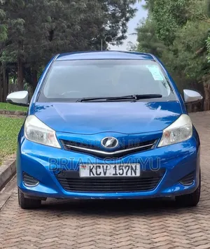 Toyota Vitz 2012 Blue