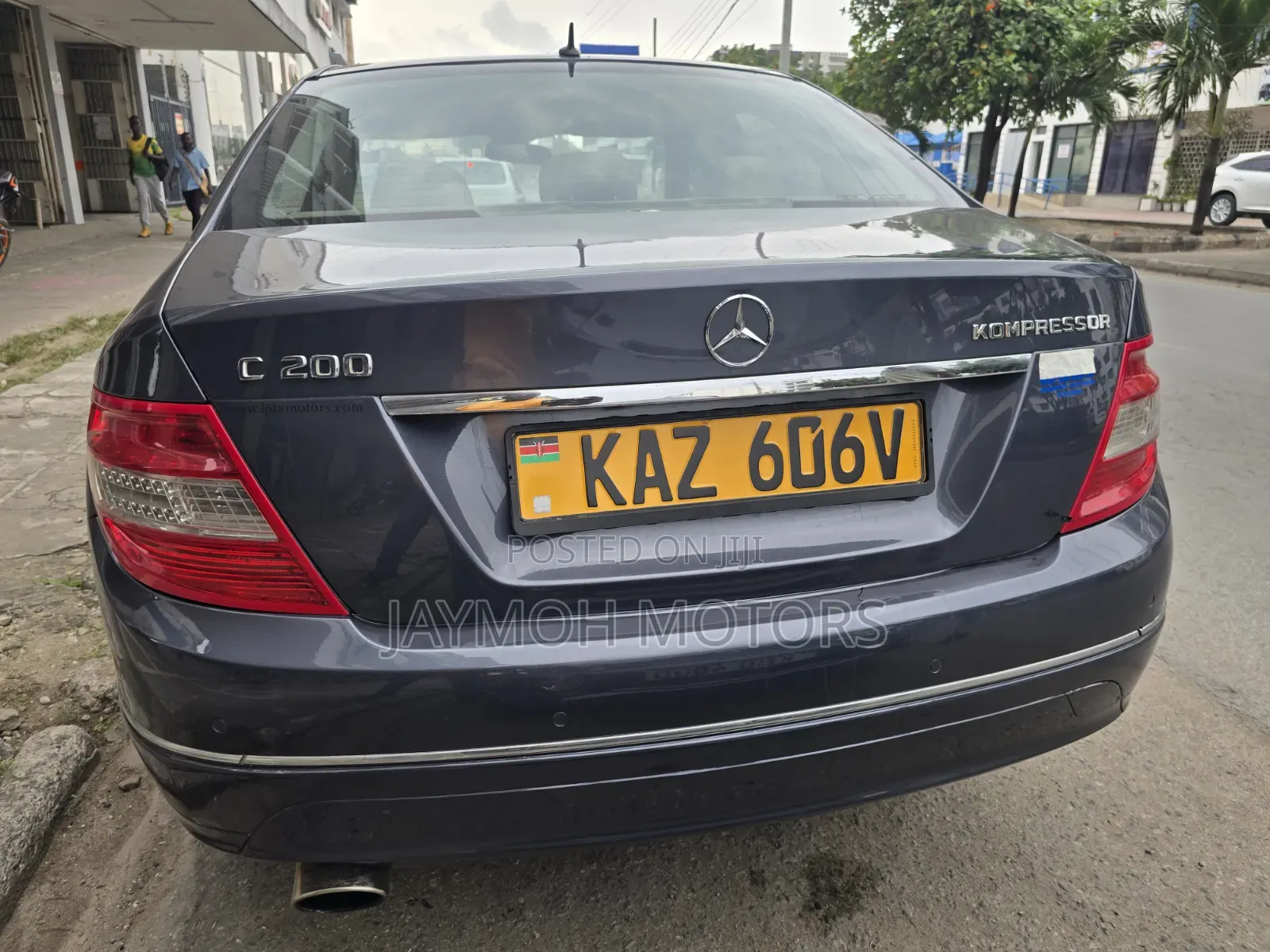 Mercedes-Benz C200 2009 Gray