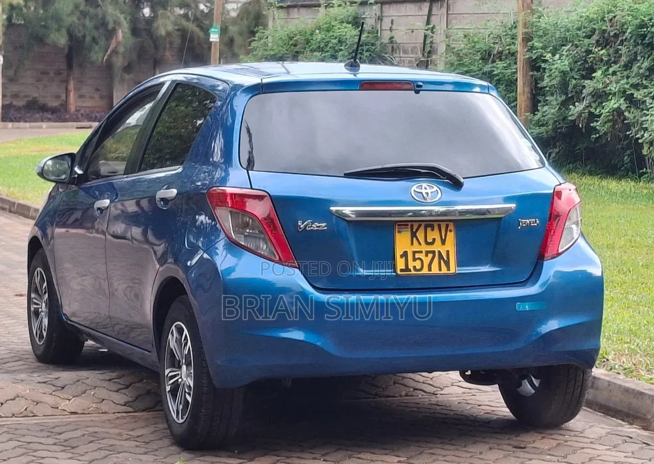 Toyota Vitz 2012 Blue