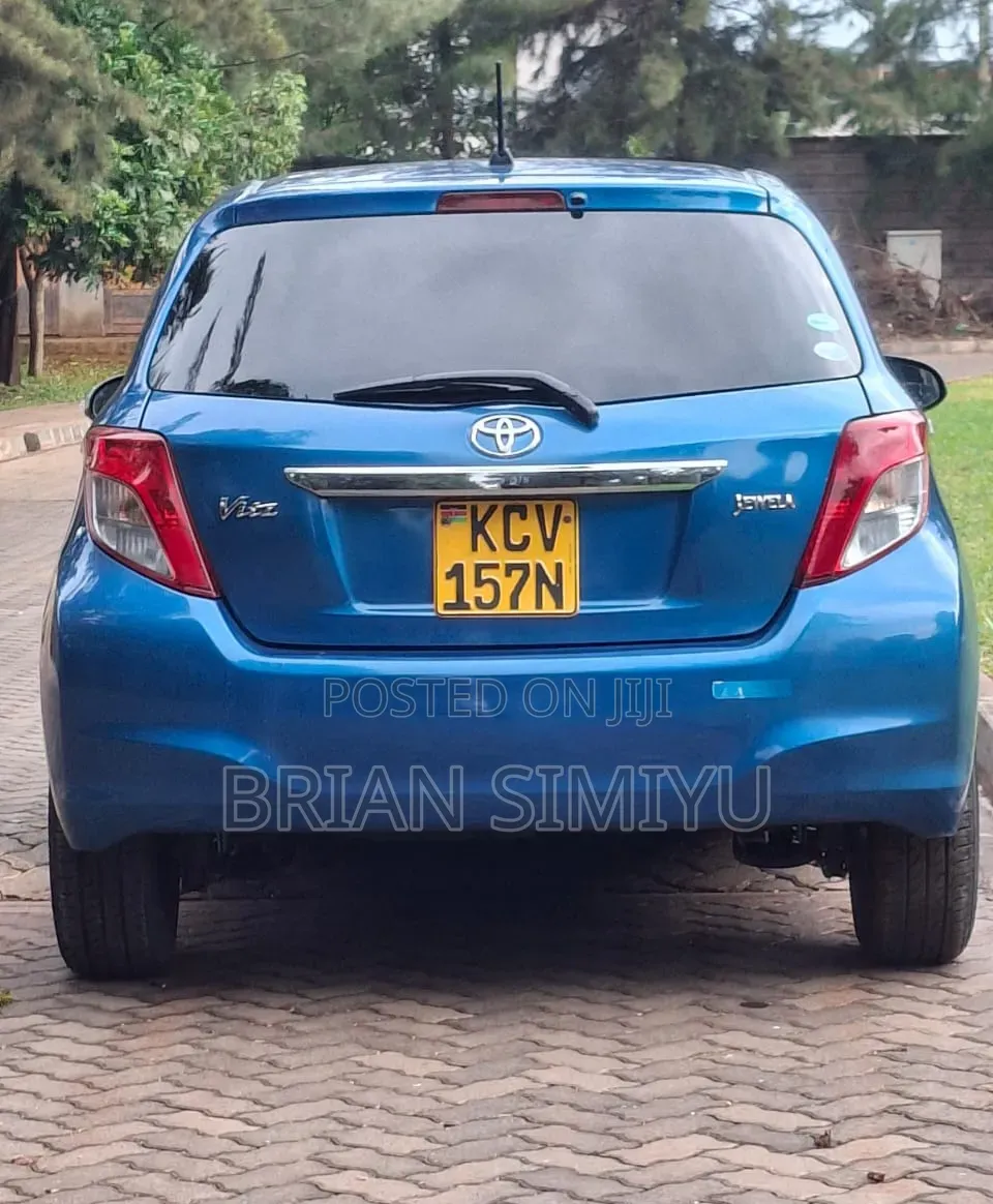 Toyota Vitz 2012 Blue