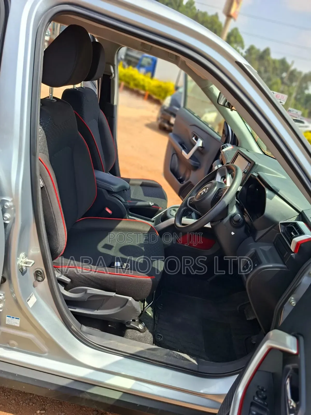 Toyota Raize 2019 Silver