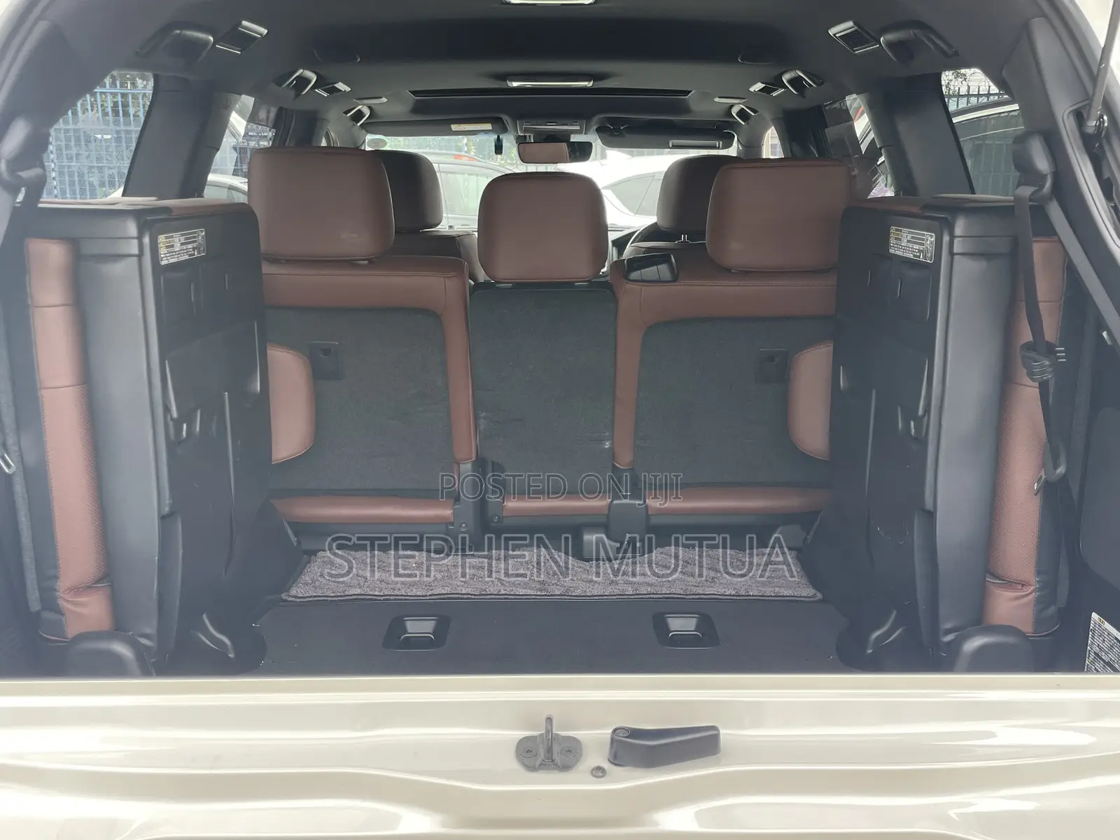 Toyota Land Cruiser 4.6 V8 ZX 2019 White