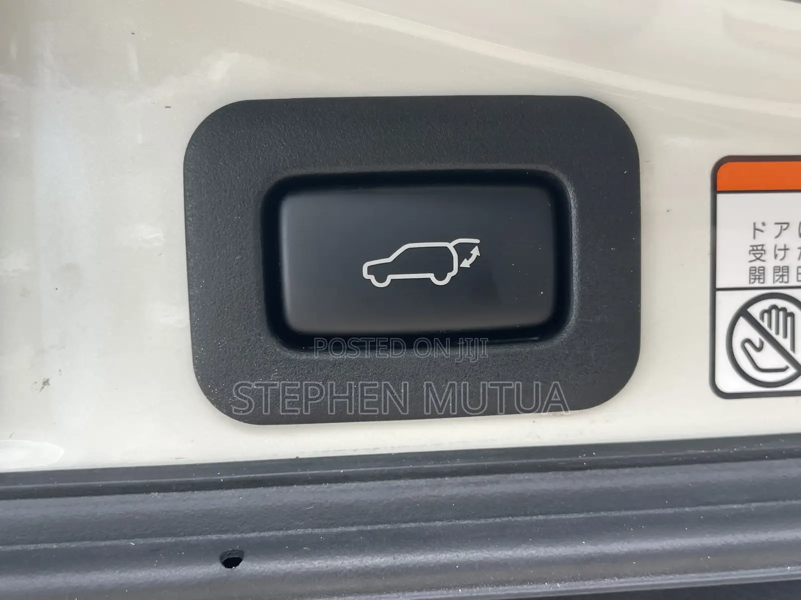 Toyota Land Cruiser 4.6 V8 ZX 2019 White