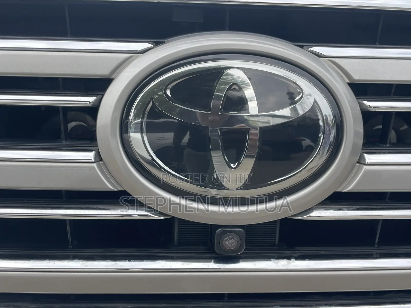 Toyota Land Cruiser 4.6 V8 ZX 2019 White