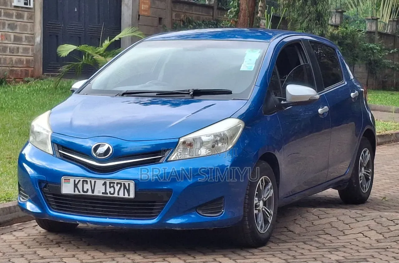 Toyota Vitz 2012 Blue