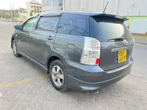 Toyota Wish 2008 Gray