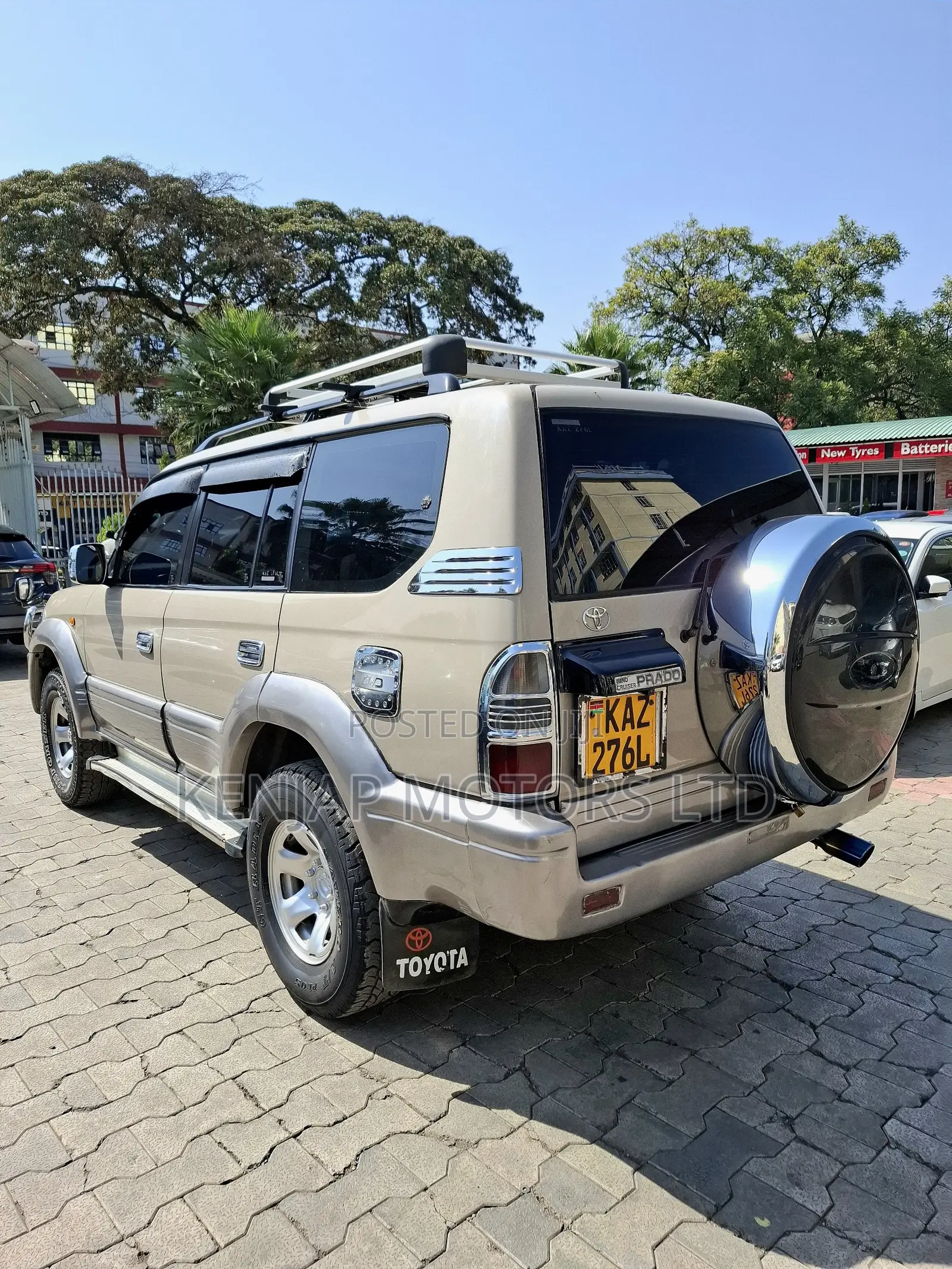 Toyota Land Cruiser Prado 2002 Gold