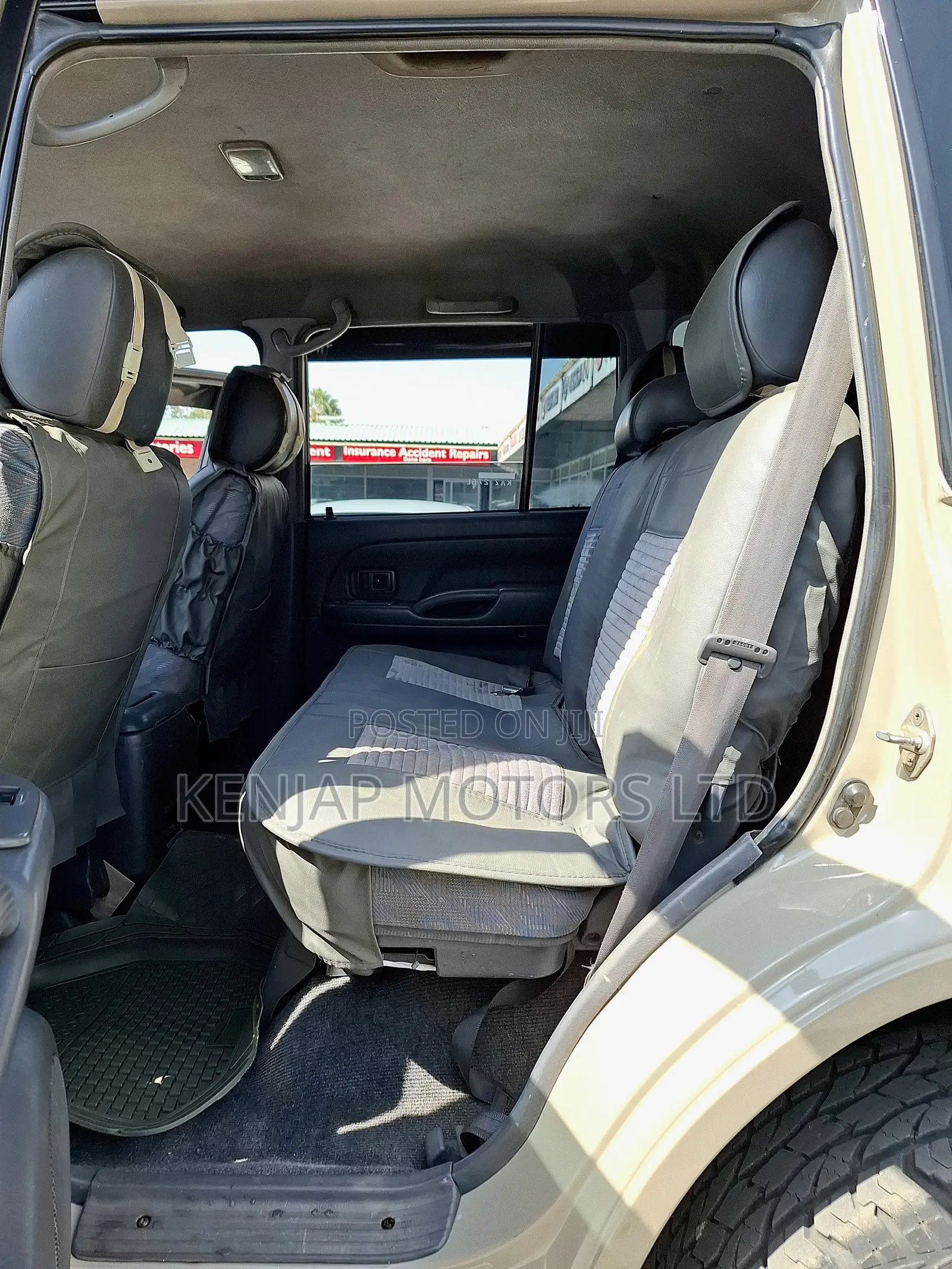Toyota Land Cruiser Prado 2002 Gold