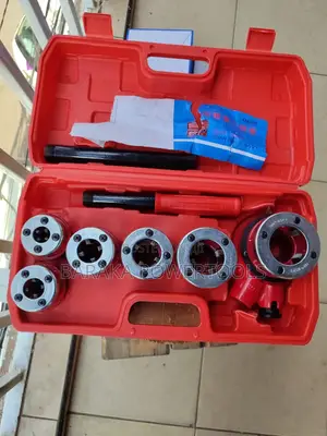 Pipe Threading Machine