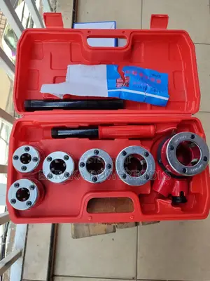 Pipe Threading Machine