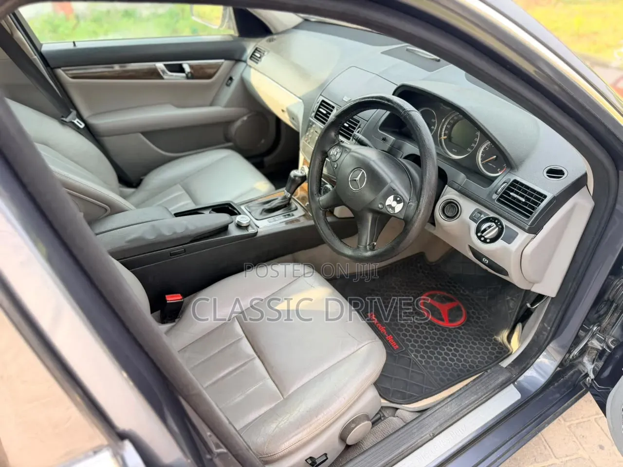 Mercedes-Benz C200 2007 Gray
