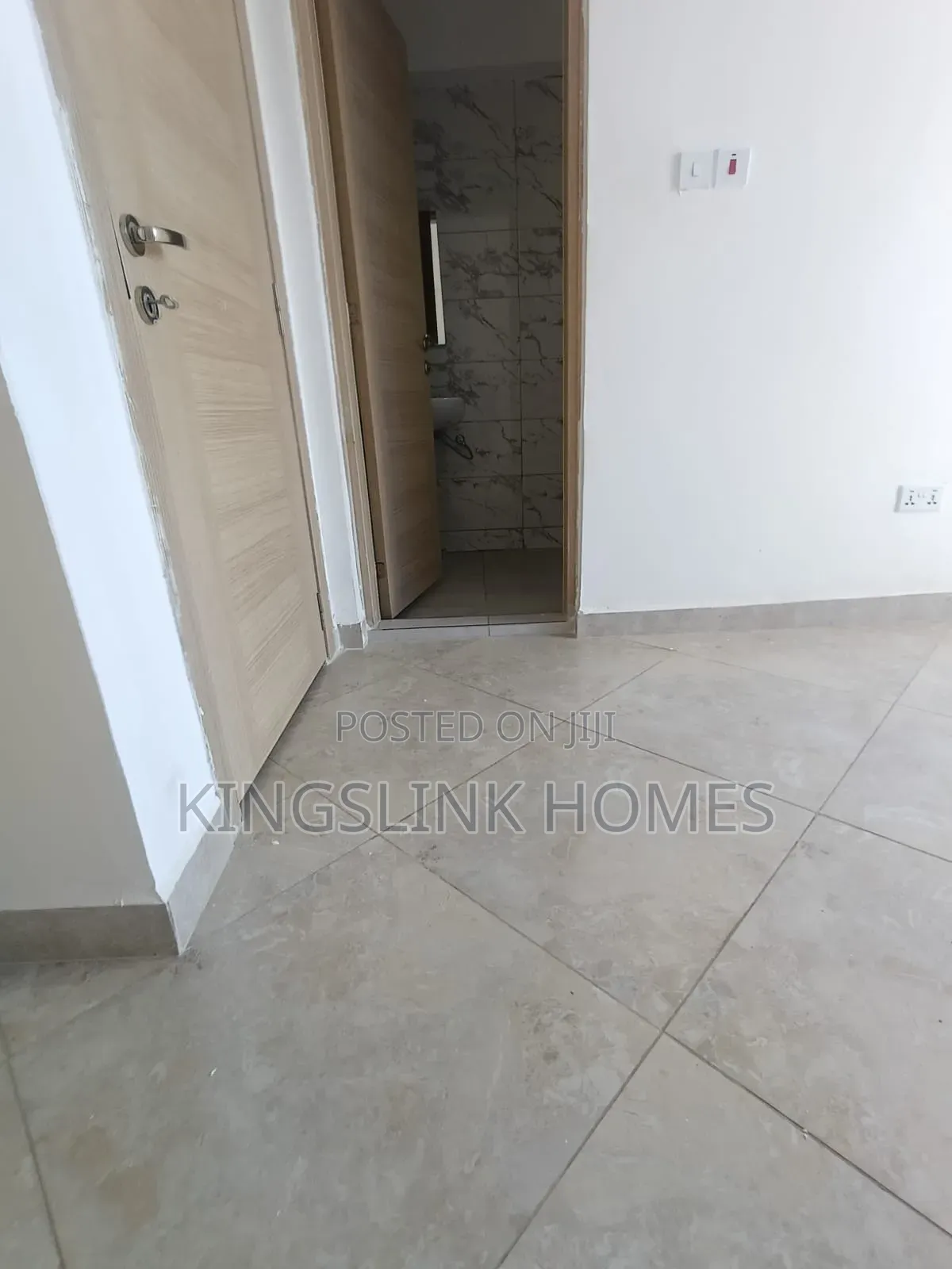 3bdrm Apartment in Nairobi West, Madaraka for rent