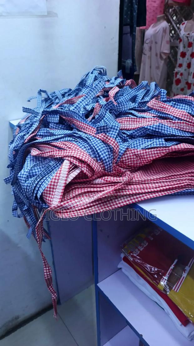 Wholesale School Aprons - thumbnail 4