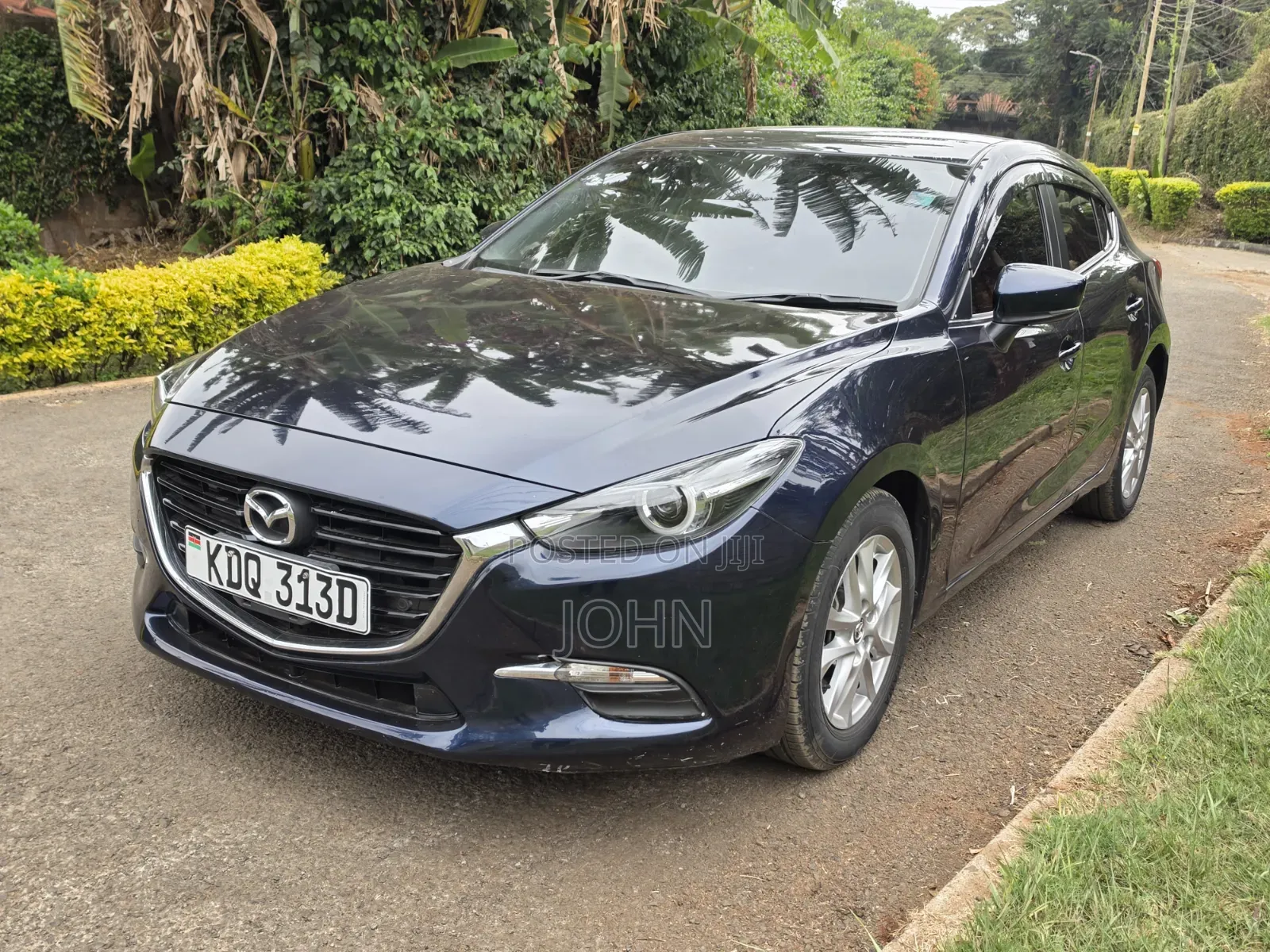 Mazda Axela 2017 Burgundy
