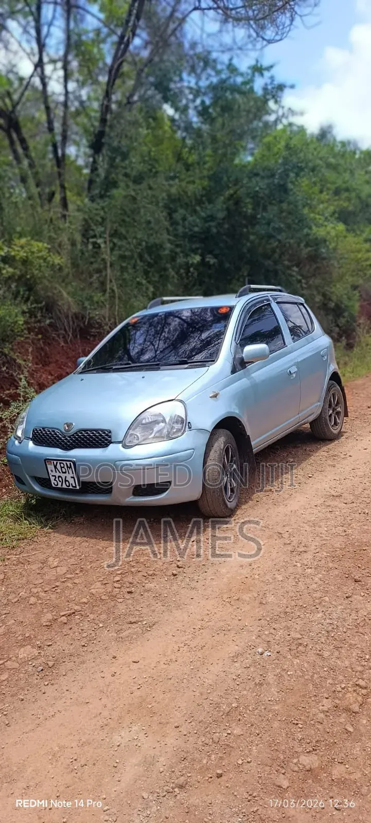 Toyota HiAce 2001 Blue