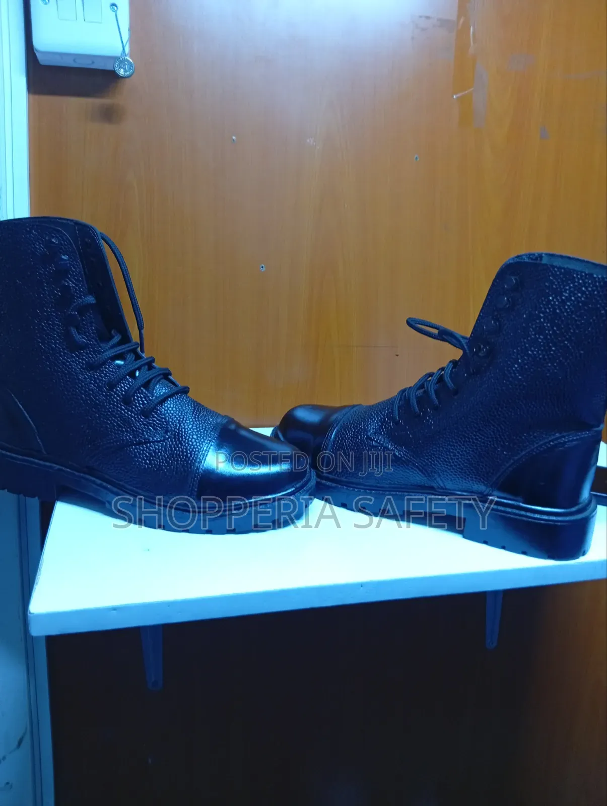 Security Boots With Hooks