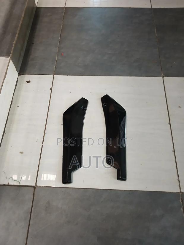 Universal Car Rear Bumper Splitters | Sport Rear Diffuser Canards - thumbnail 2