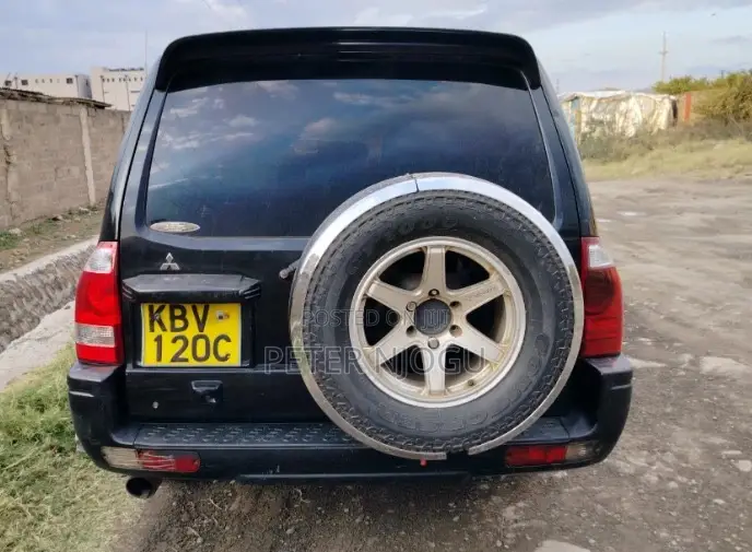 Mitsubishi Pajero 2008 Black
