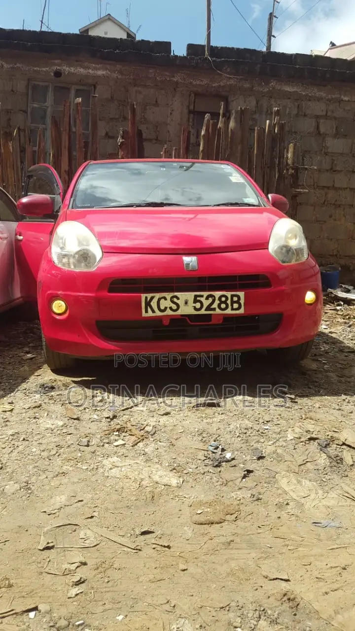 Toyota Passo 1.0 FWD 2011 Red