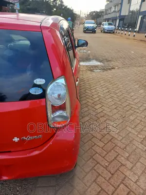 Toyota Passo 1.0 FWD 2011 Red