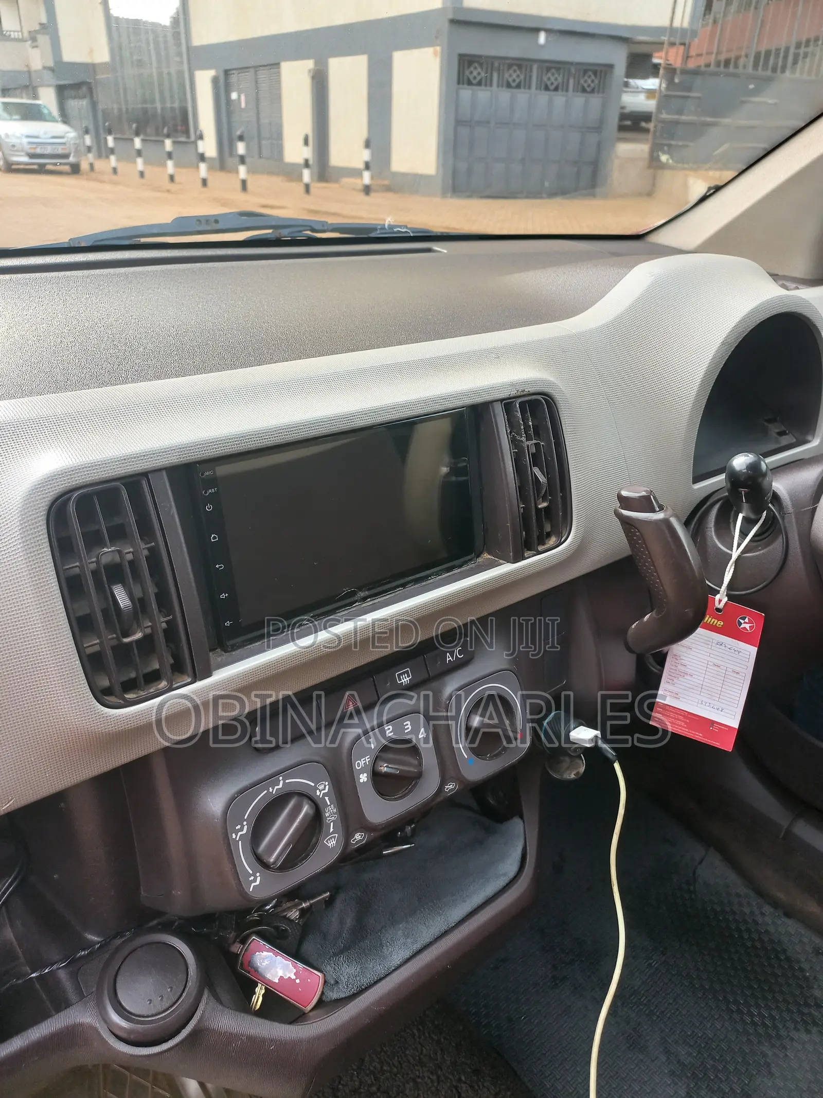 Toyota Passo 1.0 FWD 2011 Red