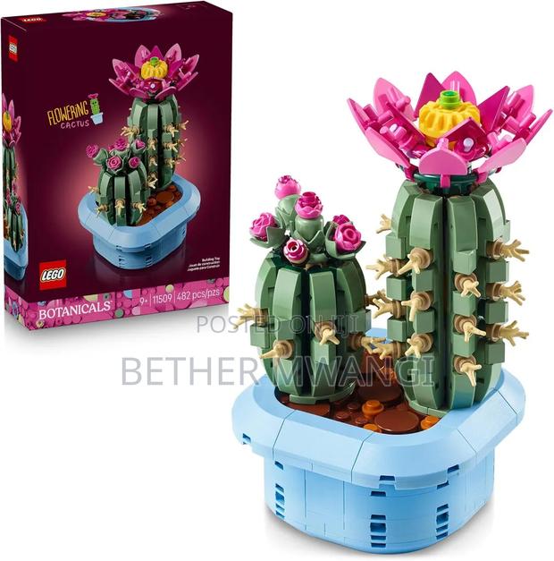 Lego Flowering Cactus - thumbnail 2