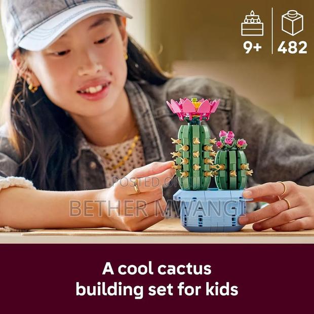 Lego Flowering Cactus - thumbnail 5