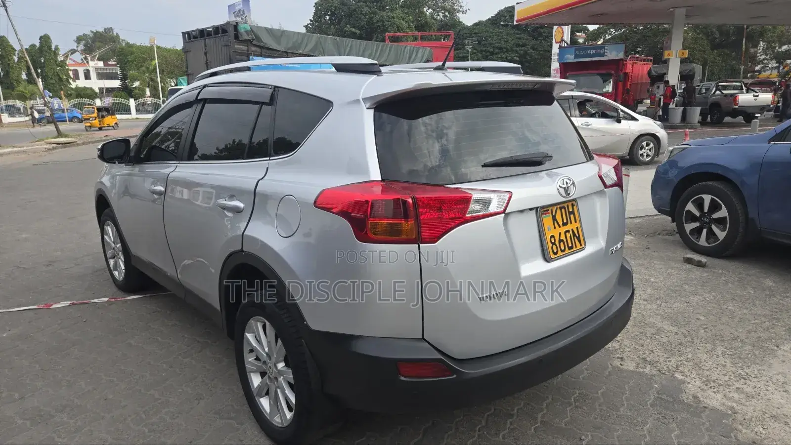 Toyota RAV4 2015 Silver