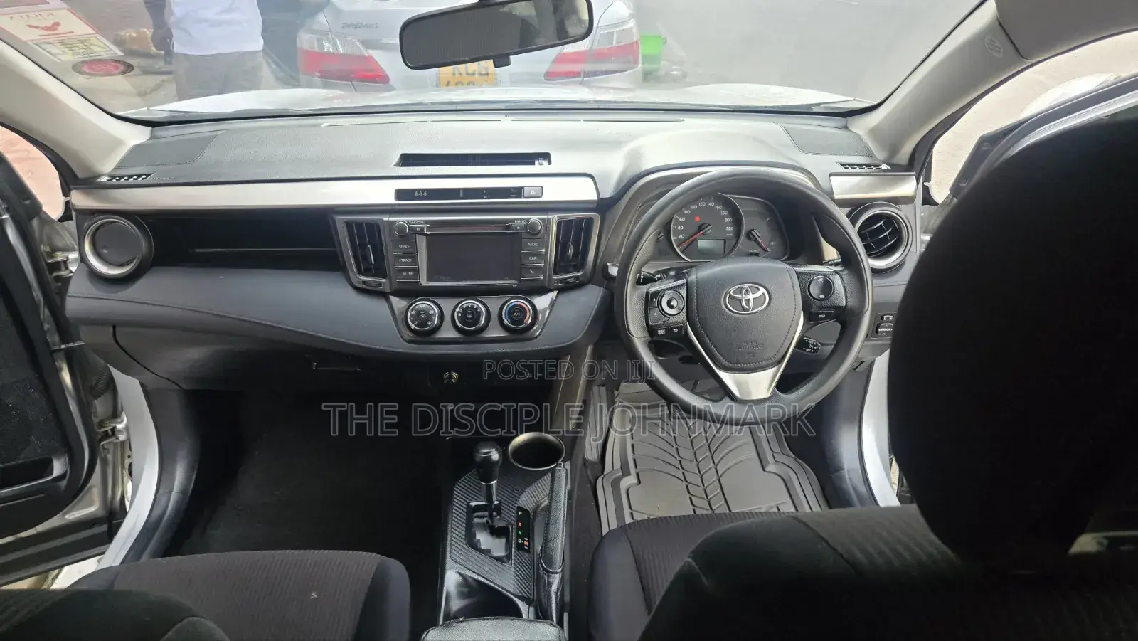 Toyota RAV4 2015 Silver
