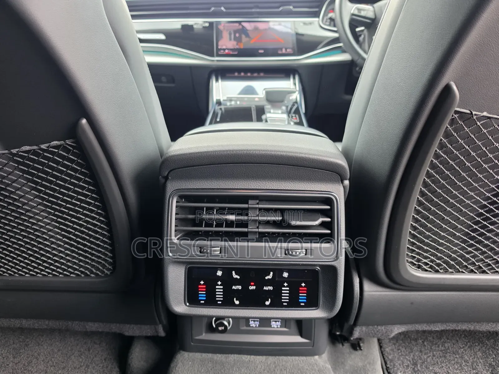 Audi Q8 2021 Pearl