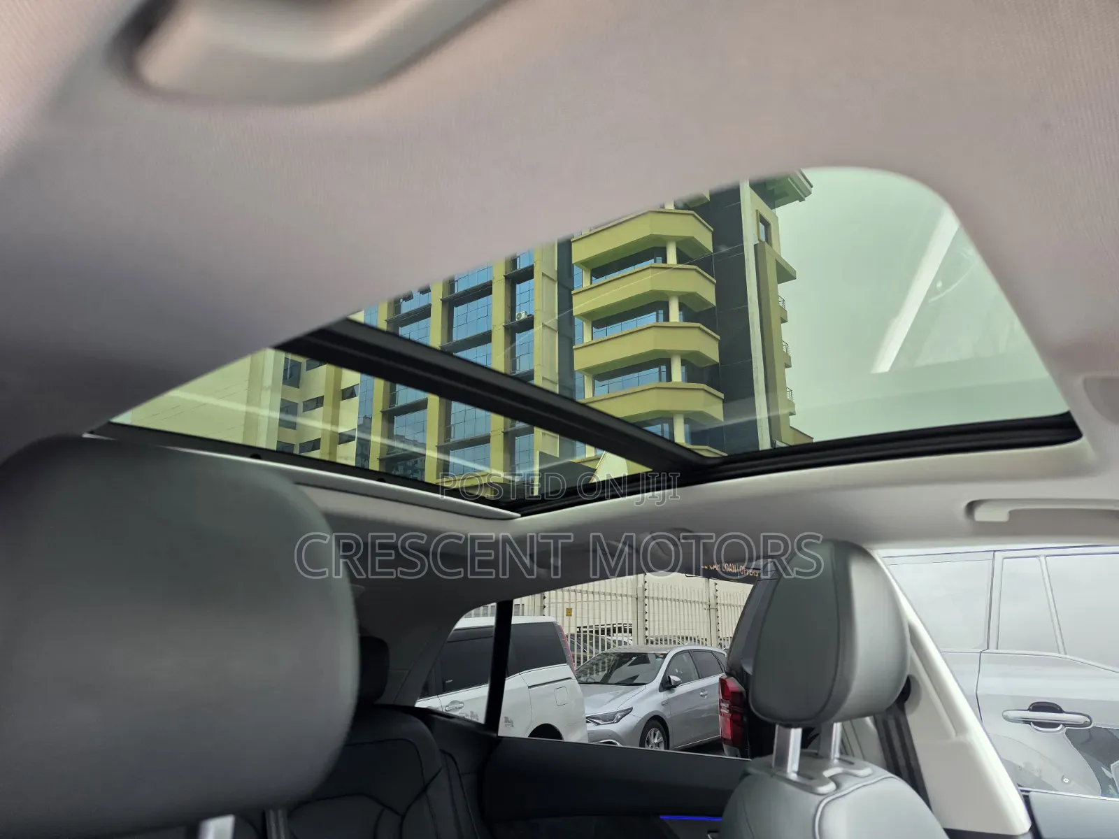 Audi Q8 2021 Pearl