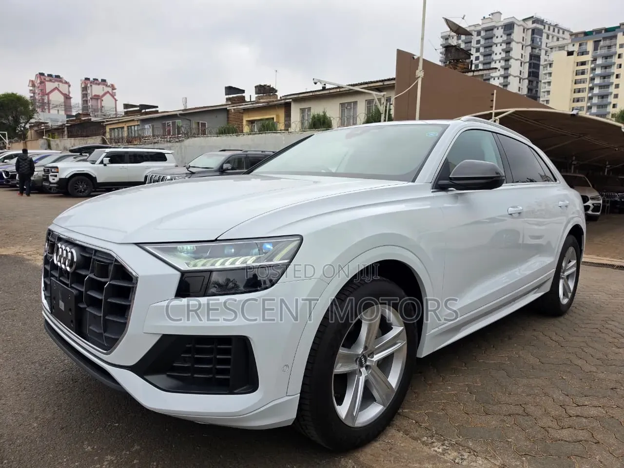 Audi Q8 2021 Pearl