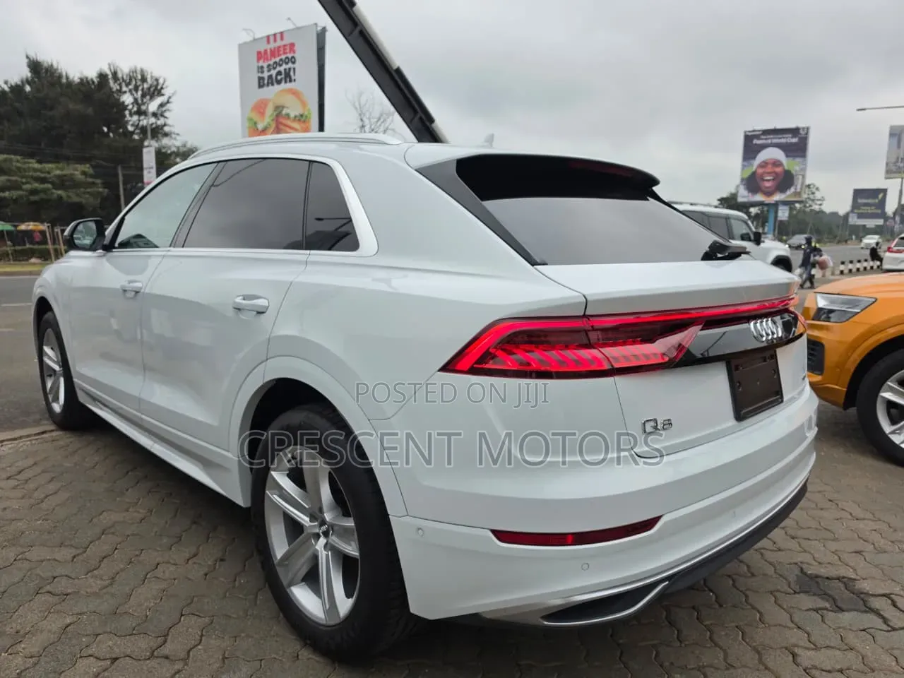 Audi Q8 2021 Pearl