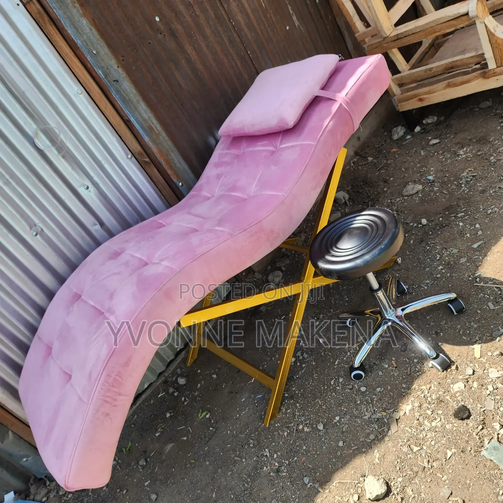 Baby Pink Lushbed /Waxing Bed